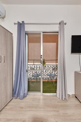 Eris Studio - 2 min from Sandy Beach