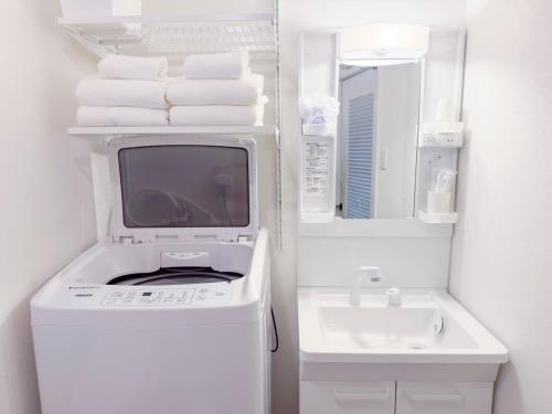 SERENE CORD SUITE NAMBA Dotonbori 1stop1min 3minSta Luxury Twin