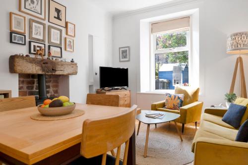 Cozy with Character Vibrant Cottage Style Flat at Leith Links Park photo 6