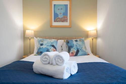 Cozy with Character Vibrant Cottage Style Flat at Leith Links Park photo 17