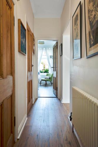 Cozy with Character Vibrant Cottage Style Flat at Leith Links Park photo 32