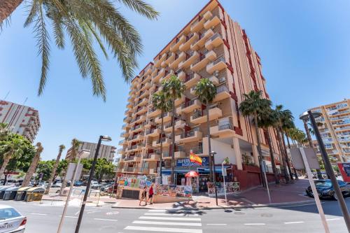 Sunny Studio with Sea Views in Central Benalmádena - Pass the Keys