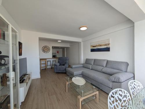 Apartment Pintor Sorolla-2 by Interhome