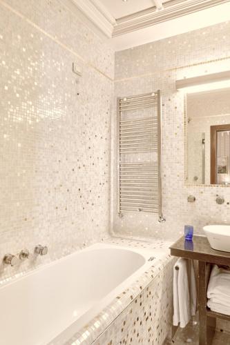 Hotel Palazzo Stern photo 27