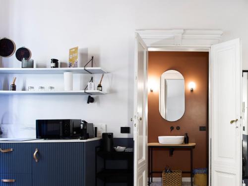 Design studio of wood & charm
