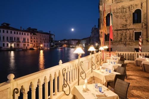 Hotel Palazzo Stern photo 60