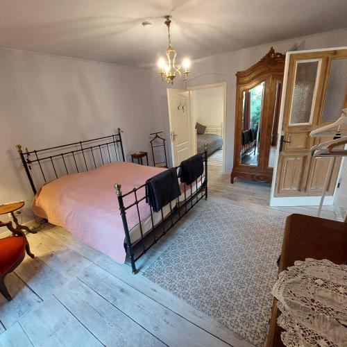 Llit o llits en una habitació de Landhaus Sinneswandel