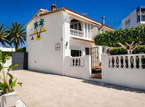 Foto A H Rentals Villa Carolina