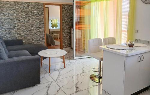 Beach Front Apartment In Krk With Wifi