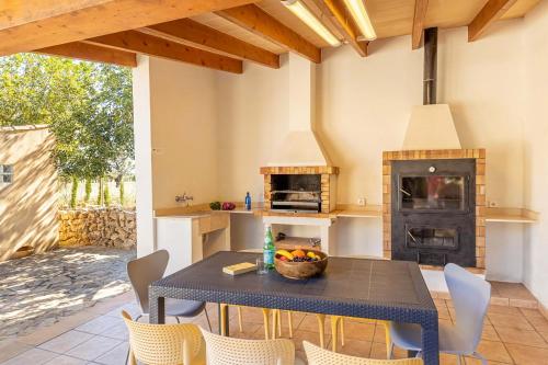 Villa Vilar de Baix by Sealand Villas