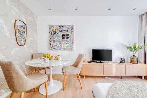 Beautiful apartment close to beaches and palaces