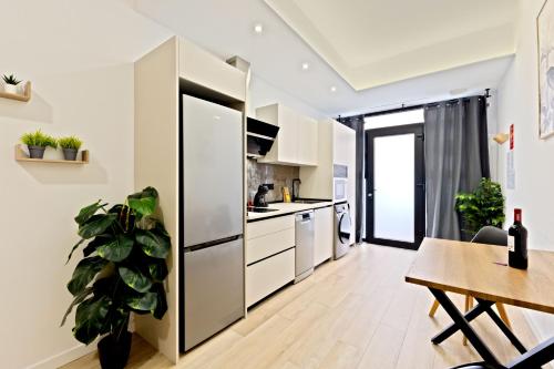 Rojo - Central Apt - Turia Park by Río Turia Apartments photo 16