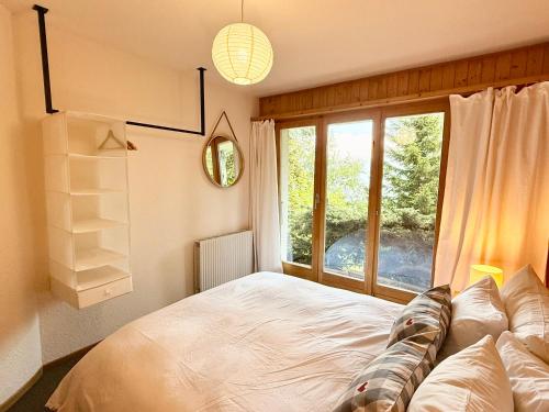 Chalet L'Arzette à Anzère à 2 pas du centre avec magnifique vue sur les montagnes