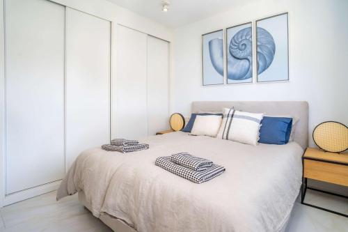 Marein Village Townhouse Modern Pool