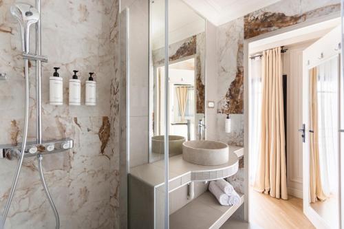 Luxury Suite Marais Boulevard Saint Denis - Merveil