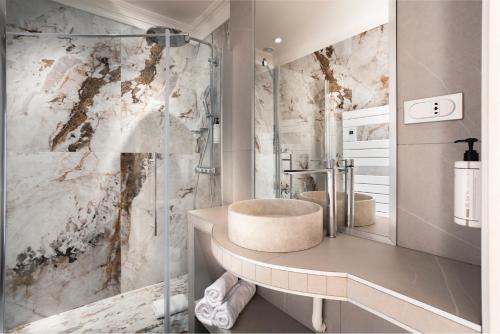 Luxury Suite Marais Boulevard Saint Denis - Merveil