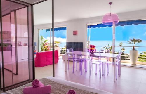 Royal Pink - Design- Vue de rêve - Parking gratuit - ROYALPINKCANNES
