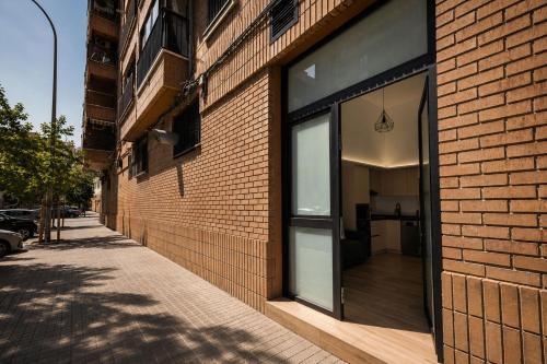 Jirafa - Entire Apt - Near Beach and Stadium by Río Turia Apartments