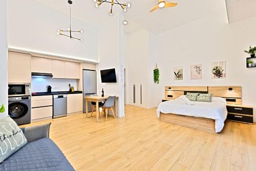 Pingüino - Entire Apt - Near Beach and Stadium by Río Turia Apartments photo 5