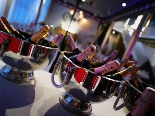Hotel Ramka & Restaurant & Wine Barで提供されているドリンク