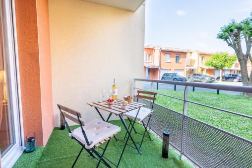Le Kinta T2 afro chic, parking privé et proche métro