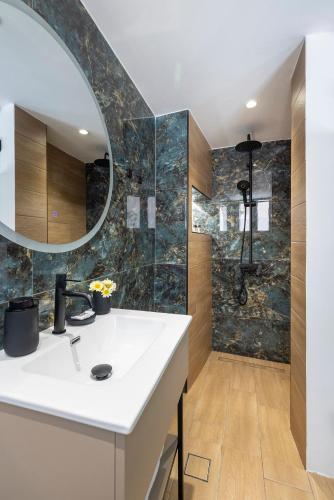 Alley Suites Syros