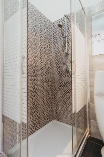 P- suite Fontana