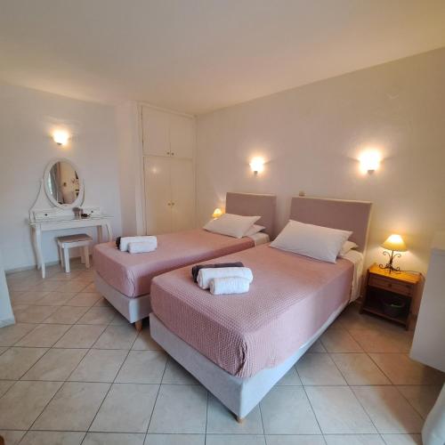 Foto Kerasia Villas - 4 apartments & cottage 4
