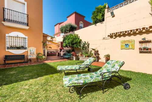 Utopia Marbella Pool Garden BBQ Views 4B