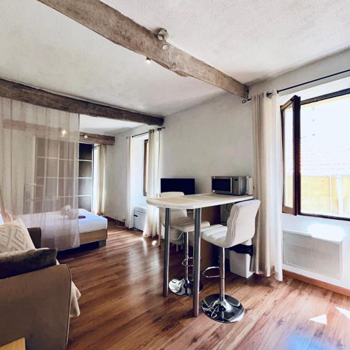 Seabnb - Little Palm - Seaside - 1 Min Walk to Beach & Tram