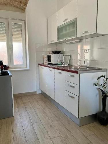 Apartments with WiFi Split - 26003