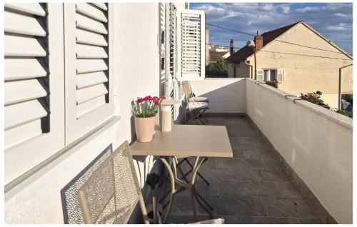 Amazing Apartment In Sibenik With Wifi