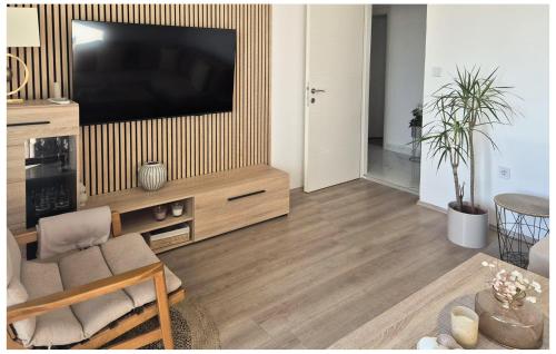 Amazing Apartment In Sibenik With Wifi