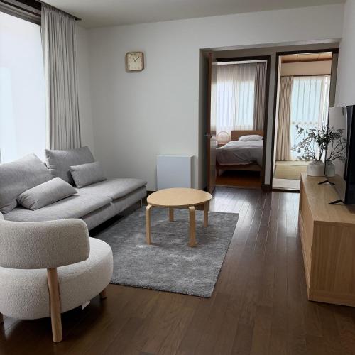 Cozy Family Room 202 in Matsumoto