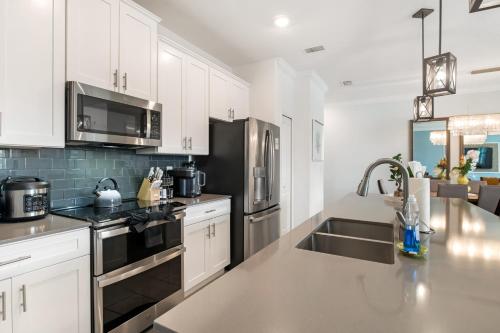 Storey Lake 4 Bedroom Lakeview Private Pool near Disney Universal SeaWorld Free Resort Access photo 33