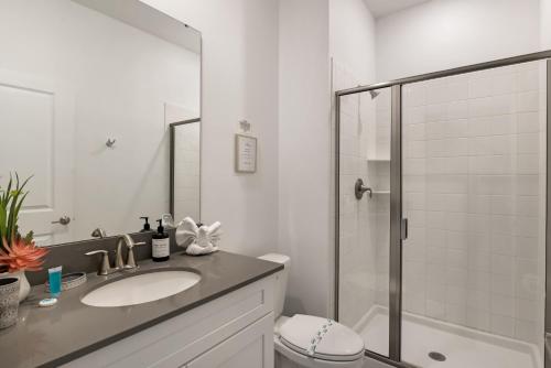 Storey Lake 4 Bedroom Lakeview Private Pool near Disney Universal SeaWorld Free Resort Access photo 86