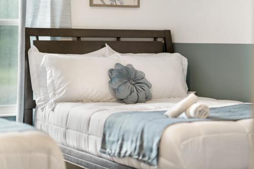 Storey Lake 4 Bedroom Lakeview Private Pool near Disney Universal SeaWorld Free Resort Access photo 78