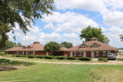 Gallery image of Bent Tree Motel in Emory