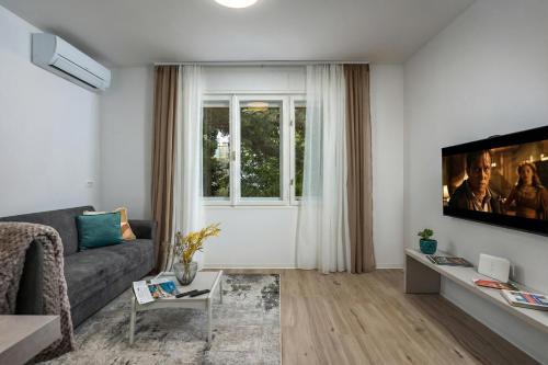 Nurli Apt near Glavanovo Beach - Happy Rentals