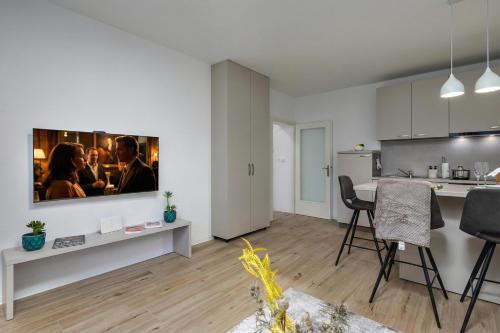 Nurli Apt near Glavanovo Beach - Happy Rentals