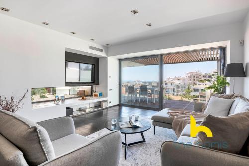 Luxury Sea View Voula Beach & Sunset Apartment
