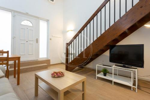 Modern Urban Stay near Barcelona Sants Station