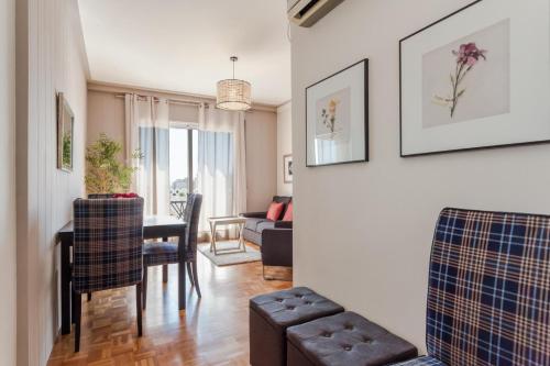 Apartment with Terrace near Sagrada Familia