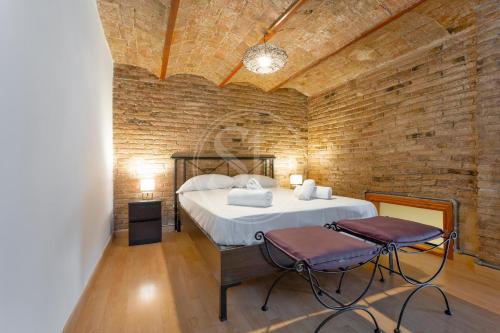 Perfect Couple's Retreat Near Sagrada Família