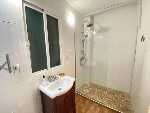 Aguamarina IV Frontline Beach, Direct Sea Views