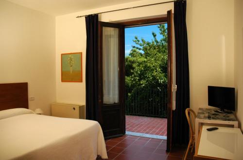 Gallery image of Hotel Sonenga in Menaggio