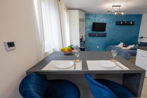 Nikolina - Luxury Studio apartment with private parking, near sea