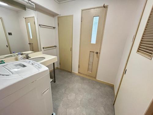 406 道頓堀 3 min walk Shinsaibashi Family Apt