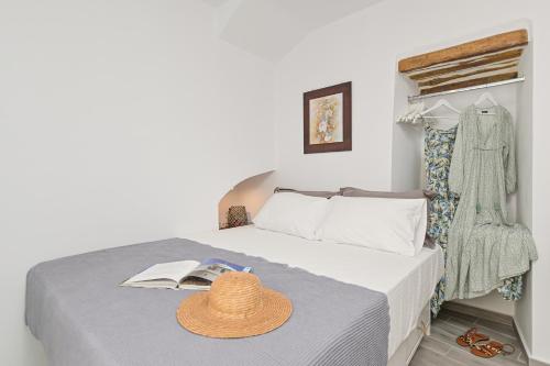 Venetian Room
