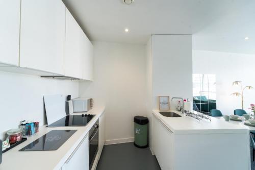 THE OLIVE SUITE At The Rotunda photo 14